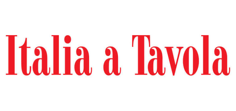 Dimenticate la solita Napoli: al George si cena con Oscar Wilde e il Vesuvio Dimenticate la solita Napoli: al George si cena con Oscar Wilde e il Vesuvio
